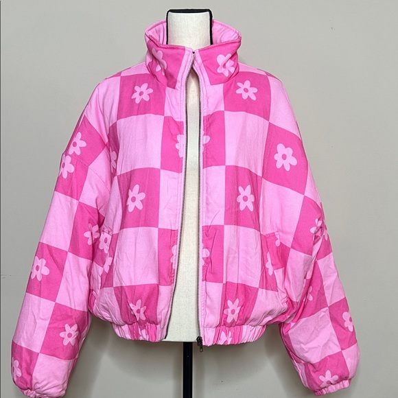 Baevely Jackets & Blazers - Floral Pink Checkered Women's Puffer Jacket